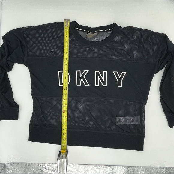 Sport honeycomb mesh top,oversize style top, DKNY stylish sport breathable top. - Picture 9 of 12